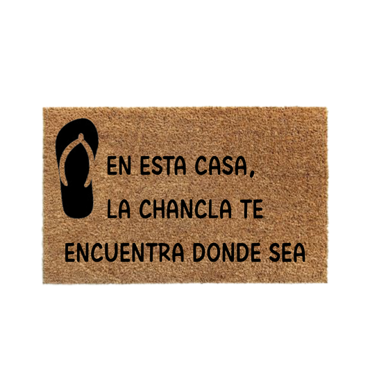 En esta casa la chancla te encuentra donde sea-thedoormat.cl